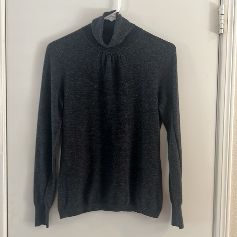 LOFT Women’s Lightweight Turtleneck Sweater